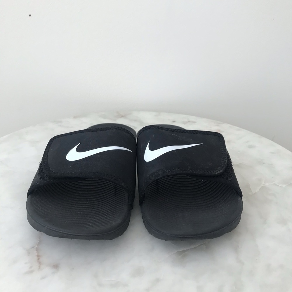 Nike Boys Slides size 3
